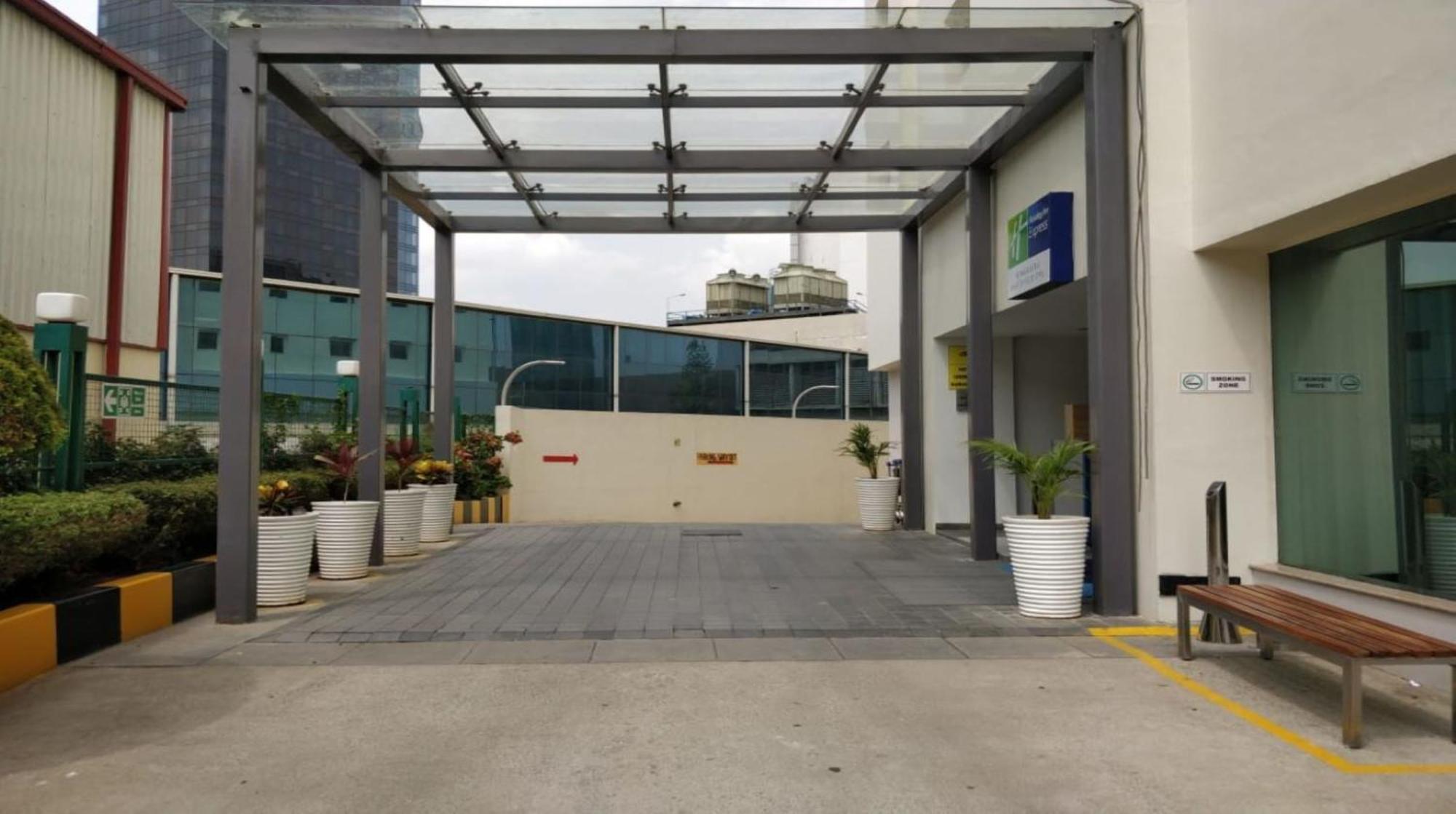 Holiday Inn Express Bengaluru Whitefield Itpl By Ihg Екстериор снимка