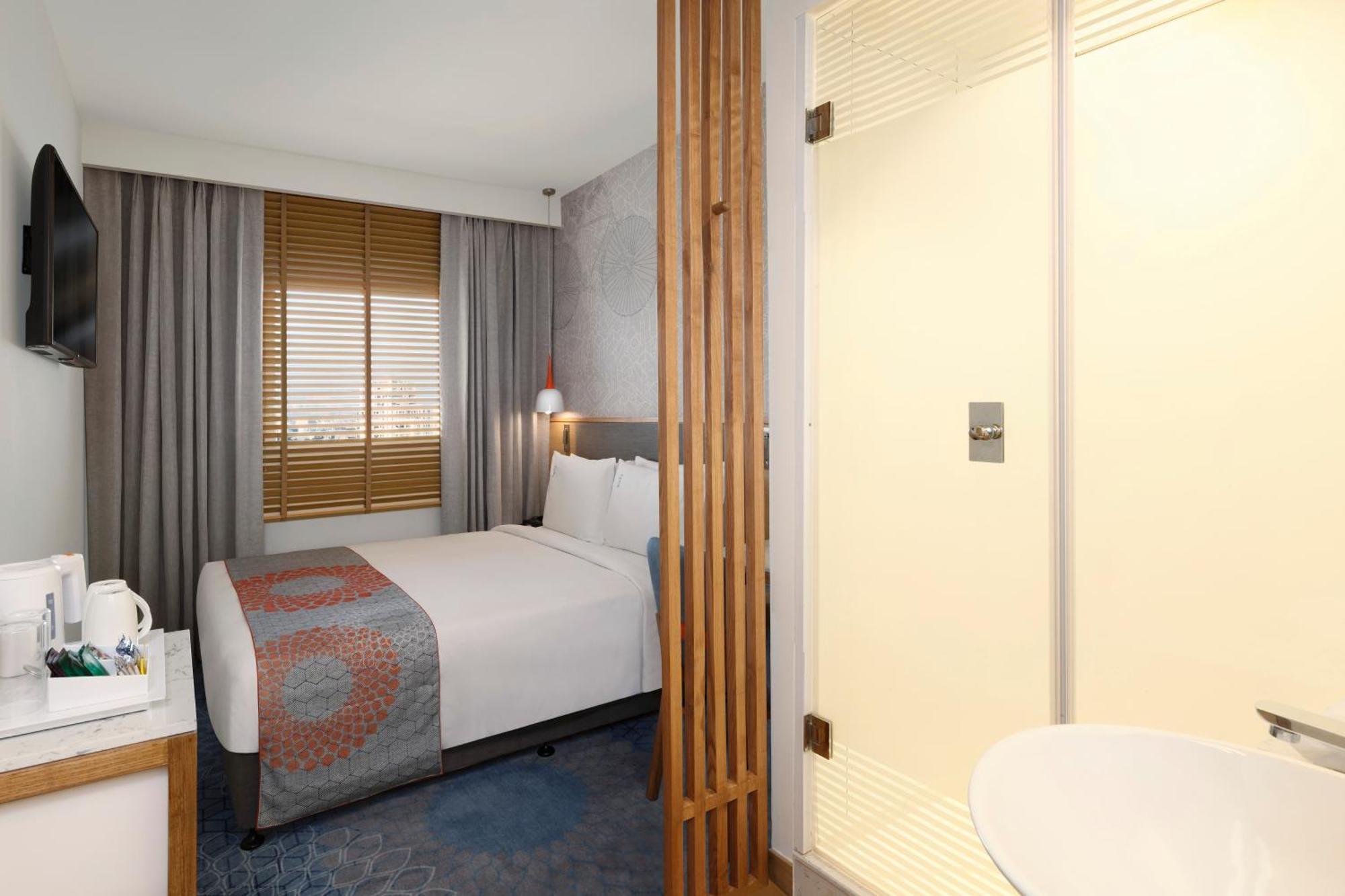 Holiday Inn Express Bengaluru Whitefield Itpl By Ihg Екстериор снимка