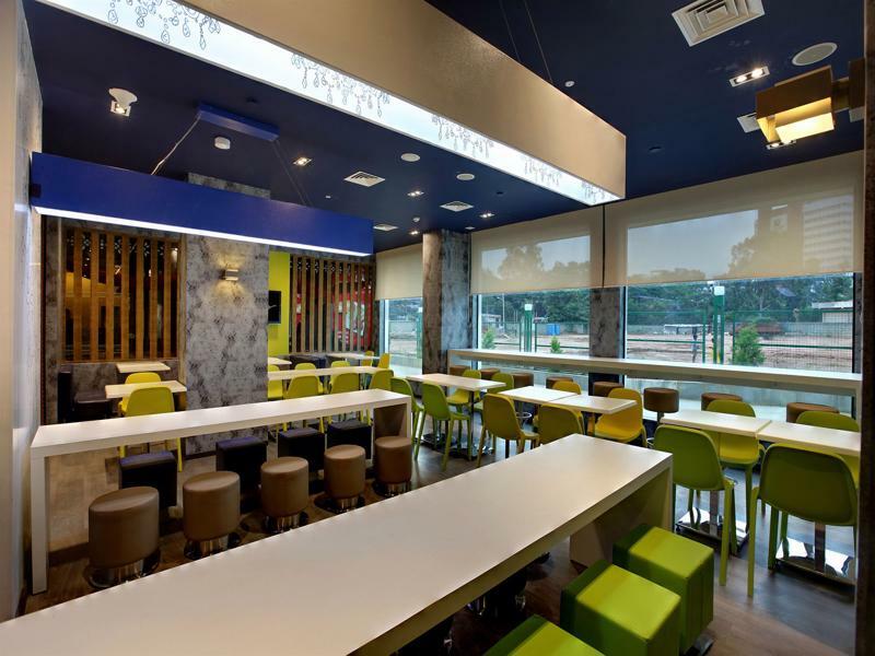 Holiday Inn Express Bengaluru Whitefield Itpl By Ihg Екстериор снимка