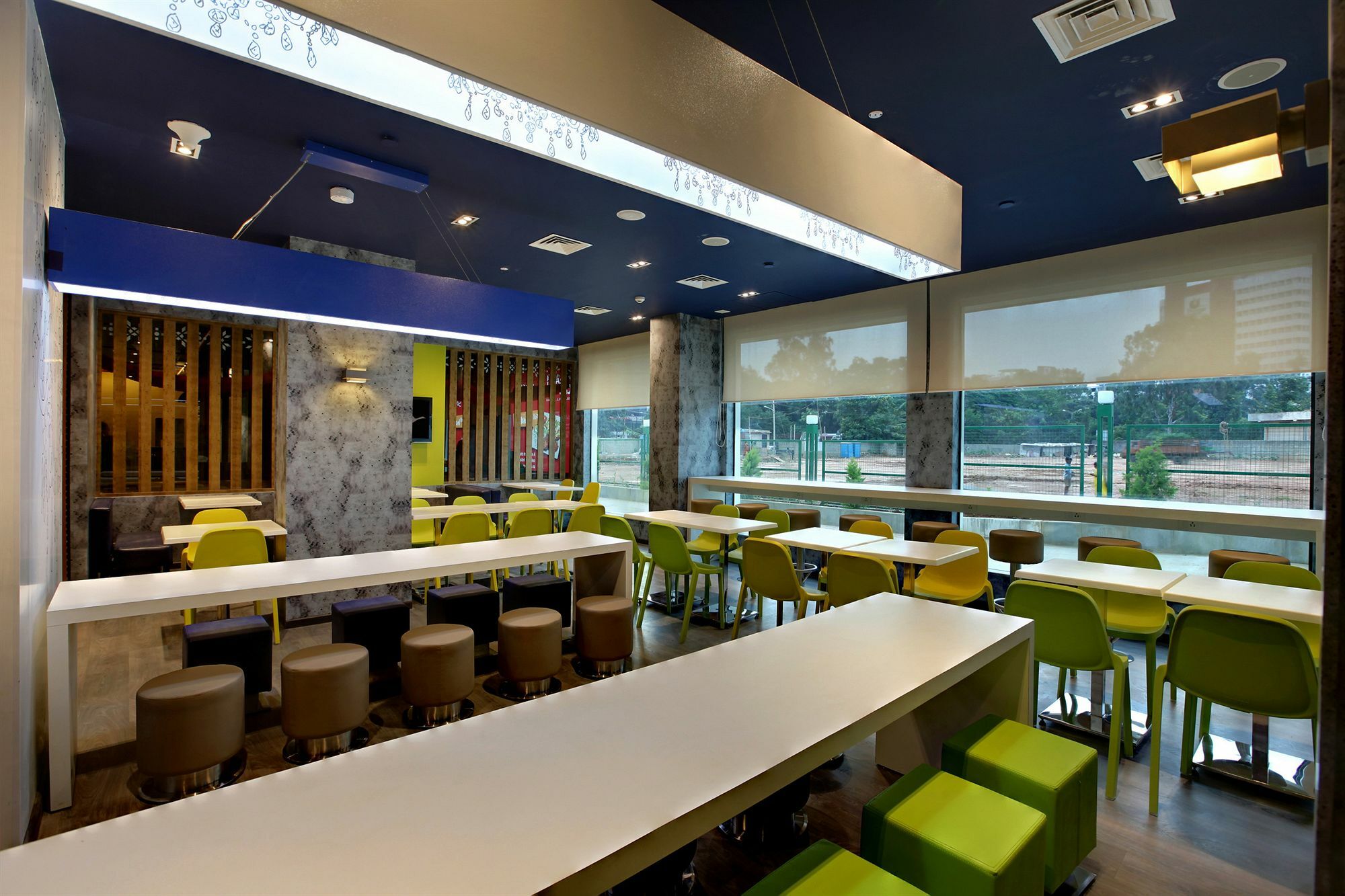 Holiday Inn Express Bengaluru Whitefield Itpl By Ihg Екстериор снимка