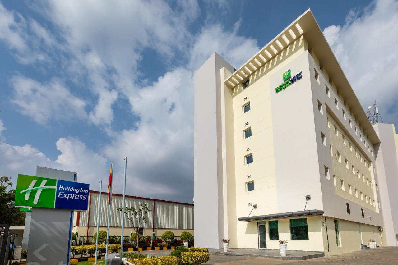 Holiday Inn Express Bengaluru Whitefield Itpl By Ihg Екстериор снимка